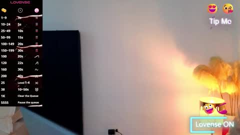 liz online show from March 2025 06:16:01 PM