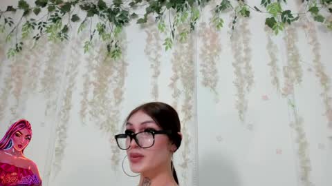 Snapshot of liz_lunaa chatting on May 2026 09:45:01 PM Liz Luna online show from May 2026 09:45:01 PM