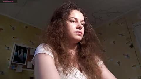 Snapshot of lizabethkimbal chatting on May 2026 02:24:02 PM Molly online show from May 2026 02:24:02 PM