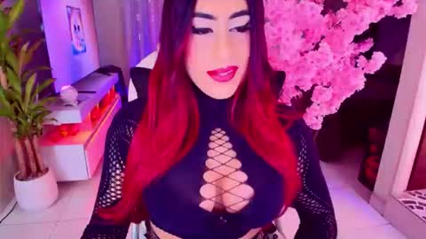 Snapshot of lizagothdoll chatting on October 2025 08:59:02 PM Liza Goth online show from October 2025 08:59:02 PM