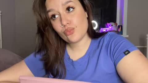 lizamartina online show from November 2025 07:25:02 PM