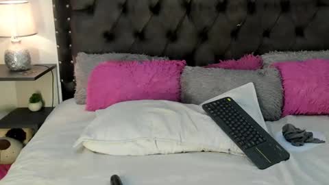 liza online show from February 2025 06:43:01 PM