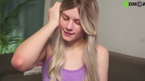 Sunnheart online show from January 2025 10:48:01 PM