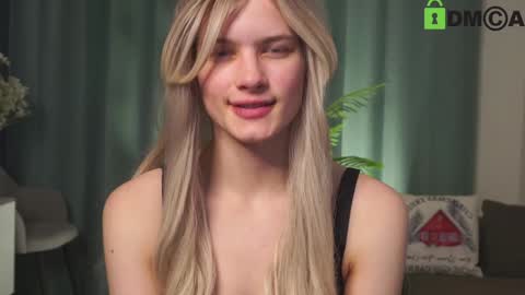 Sunnheart online show from February 2025 08:26:02 PM