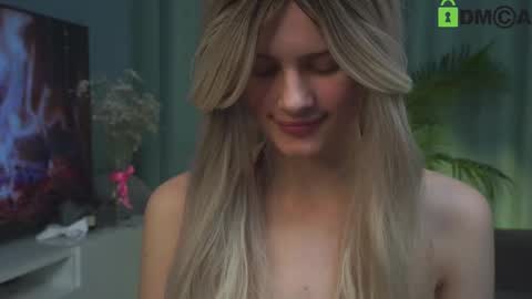 Sunnheart online show from February 2025 07:52:01 PM