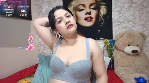 Mariana online show from November 2025 09:26:02 PM