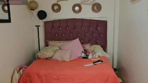 Lizha  online show from April 2026 07:14:01 PM