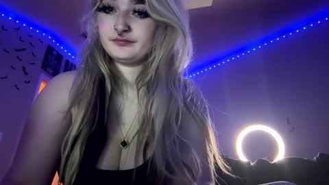 Lizz  online show from January 2025 07:28:01 AM