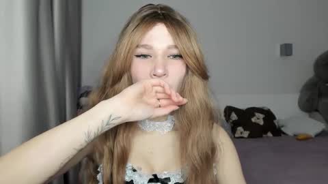 lizza_a online show from March 2026 06:34:01 PM