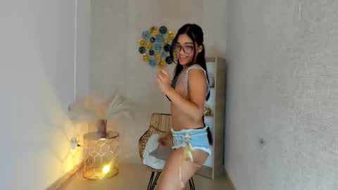 Lizza  online show from January 2026 12:22:02 PM