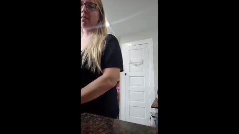 lizzie88showers online show from December 2025 03:30:02 PM