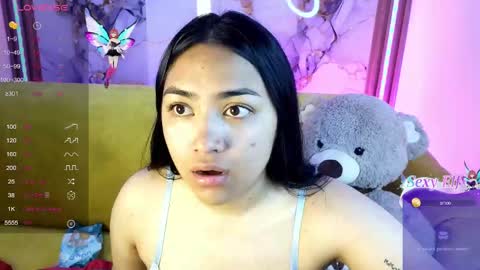 lizziee_m online show from May 2026 12:35:02 PM