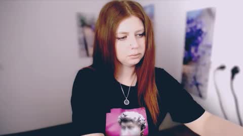 Lizzy3 online show from April 2026 12:38:01 PM