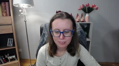 Lizzy online show from December 2025 05:26:02 AM