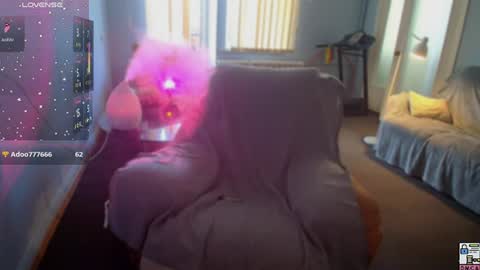 lizzycumm online show from June 2026 07:11:01 AM
