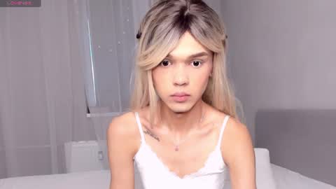 Snapshot of lizzydelrey chatting on July 2026 05:26:02 PM lizzydelrey online show from July 2026 05:26:02 PM