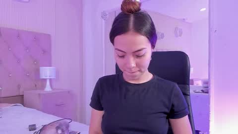 Lizzy Rossie online show from February 2026 02:20:02 PM