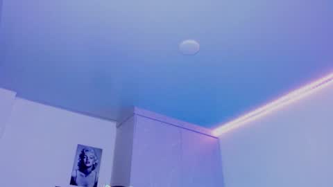 Snapshot of lliamm_2 chatting on June 2026 06:05:02 AM lliamm 2 online show from June 2026 06:05:02 AM