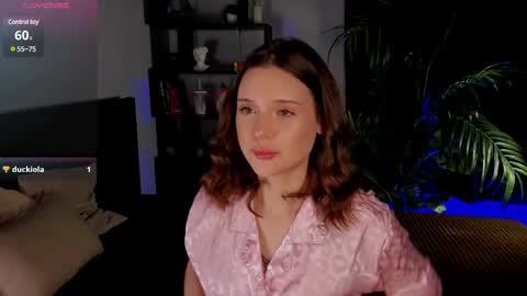 Snapshot of llkadream chatting on March 2025 09:15:01 PM Arina online show from March 2025 09:15:01 PM