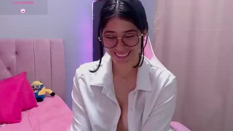 Pamela online show from February 2025 01:32:02 PM