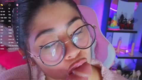 Snapshot of loaluxury chatting on February 2026 06:00:02 PM Pamela online show from February 2026 06:00:02 PM