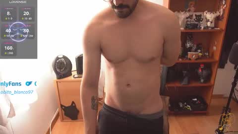 Snapshot of lobito_blanco97 chatting on February 2026 03:29:02 PM Lobito blanco Thefckingwolf main account online show from February 2026 03:29:02 PM