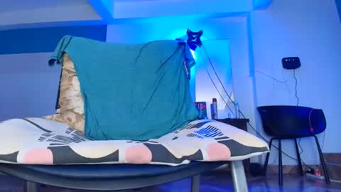 edwin online show from December 2025 04:29:02 AM