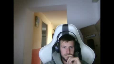 Snapshot of lobotomy54 chatting on September 2025 01:44:02 PM lobo online show from September 2025 01:44:02 PM