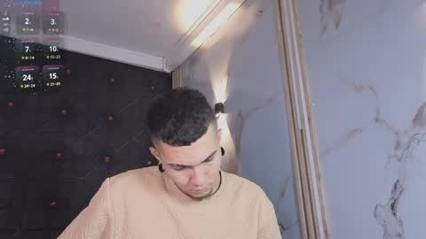 Snapshot of logan_and_rachel chatting on April 2026 07:40:01 PM logan_and_rachel online show from April 2026 07:40:01 PM