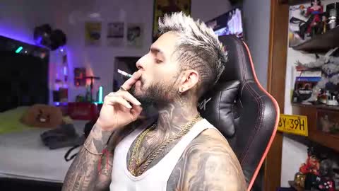 logan_hugh8 online show from March 2026 05:11:01 AM