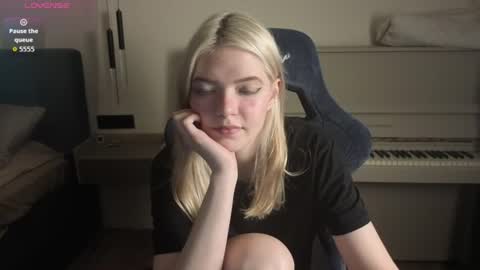 Snapshot of logandrive chatting on July 2026 04:57:02 PM Logan and Katana online show from July 2026 04:57:02 PM