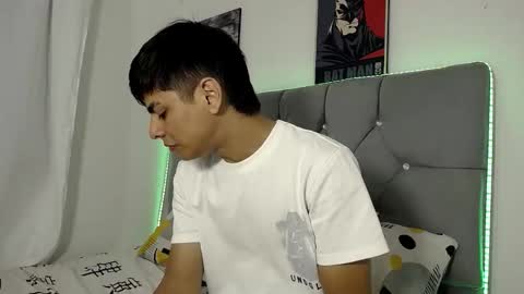 loganjhonson19 online show from April 2026 02:05:01 AM