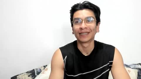 Logan online show from November 2025 09:01:01 AM