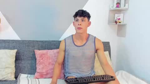 loganoficialx online show from February 2025 08:42:02 AM