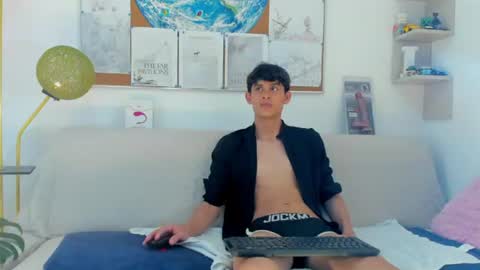 loganoficialx online show from June 2026 06:56:01 PM