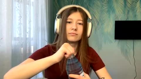 Snapshot of loisecromack chatting on March 2026 06:03:02 AM Kate online show from March 2026 06:03:02 AM