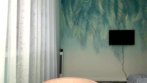 Snapshot of loisecromack chatting on April 2026 01:11:01 PM Kate online show from April 2026 01:11:01 PM