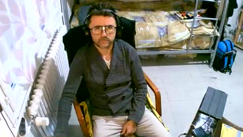 lokoum39 online show from September 2025 05:27:01 PM