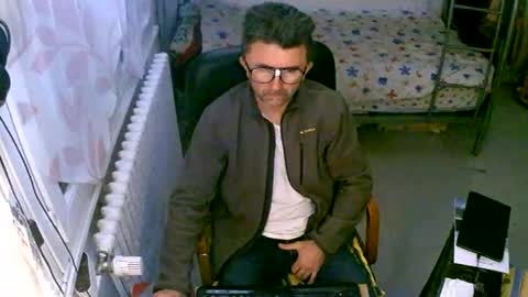 lokoum39 online show from October 2025 05:25:02 PM