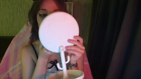 Snapshot of lola_bani_ chatting on January 2025 04:11:02 AM lola online show from January 2025 04:11:02 AM