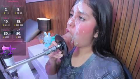 Snapshot of lola_clit chatting on March 2025 02:29:02 PM lola online show from March 2025 02:29:02 PM