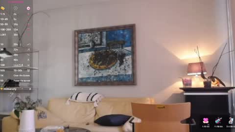 Snapshot of lola_dinky chatting on May 2026 01:17:02 PM Lola online show from May 2026 01:17:02 PM