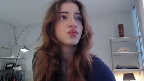 Snapshot of lola_dinky chatting on June 2026 09:12:01 AM Lola online show from June 2026 09:12:01 AM