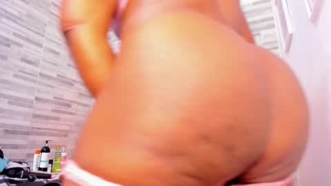 Lola online show from February 2025 02:27:02 PM