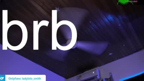 lolaasmith_21 online show from December 2024 01:32:01 AM