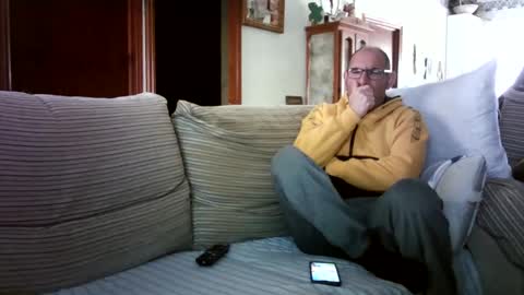 LOLA HUESO y ERIC online show from February 2025 04:21:02 PM