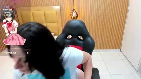 Snapshot of lolamaxi chatting on July 2026 03:00:02 AM LOLA online show from July 2026 03:00:02 AM