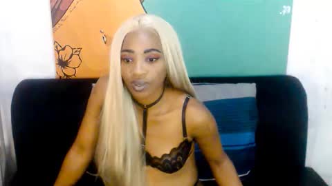 lolasavagexo online show from April 2026 06:50:01 PM