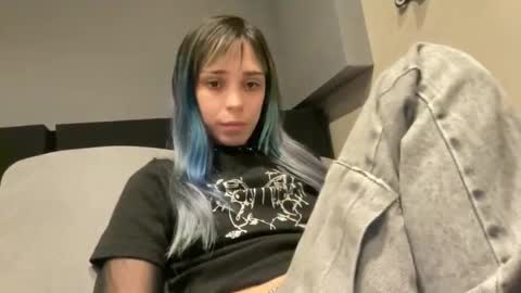 Snapshot of lole6913 chatting on May 2026 12:15:01 AM lole online show from May 2026 12:15:01 AM