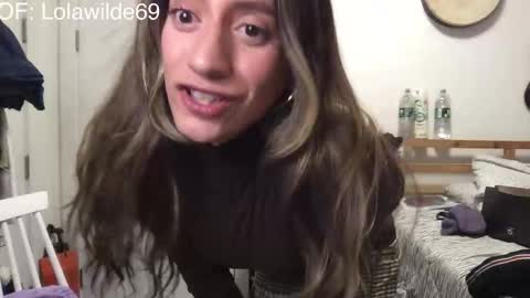 Snapshot of lolita_wilde390 chatting on December 2025 08:30:02 AM Lolita Wildes Back online show from December 2025 08:30:02 AM